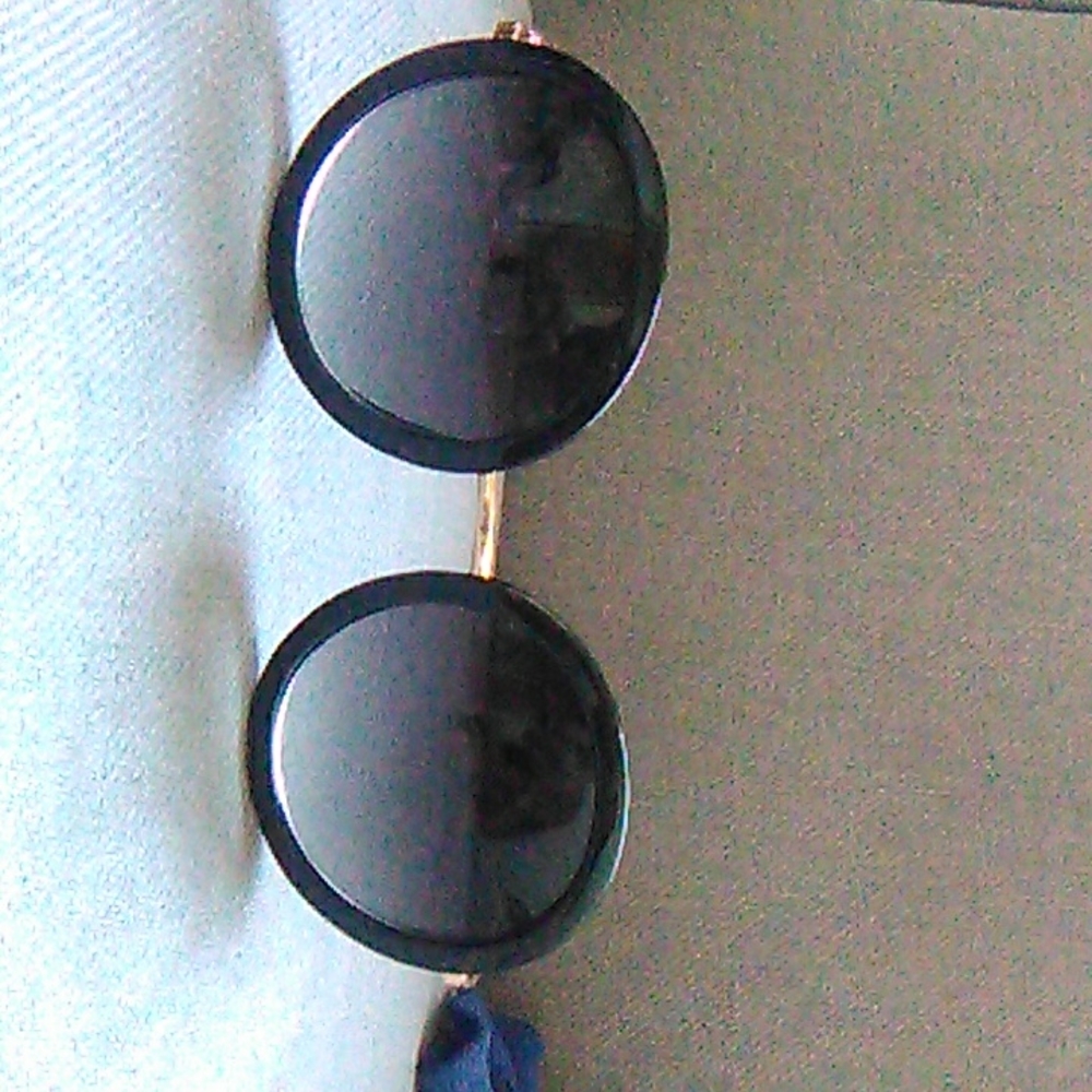 Perverse sunglasses - Picture 2 of 2